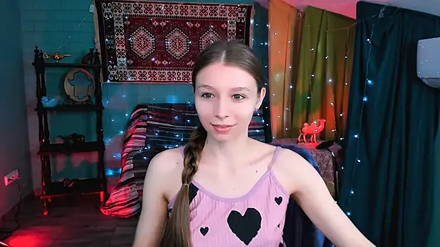 JulieDaniel online show from 04/24/26, 04:15