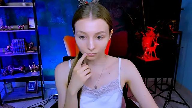 JulieDaniel online show from 07/06/26, 03:03