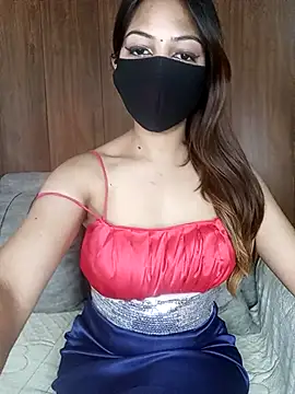 Snapshot of Hot_malika19 chatting on 06/22/26, 04:42 Hot malika19 online show from 06/22/26, 04:42