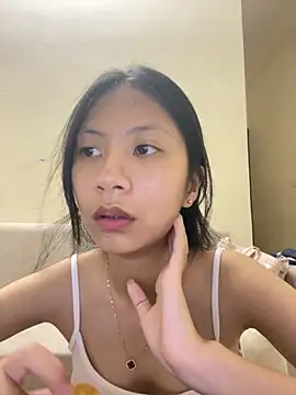 Lil-Gi online show from 10/16/25, 03:13