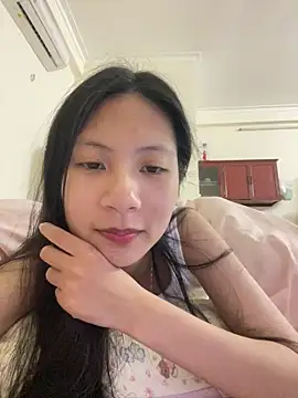 Lil-Gi online show from 11/27/25, 04:09