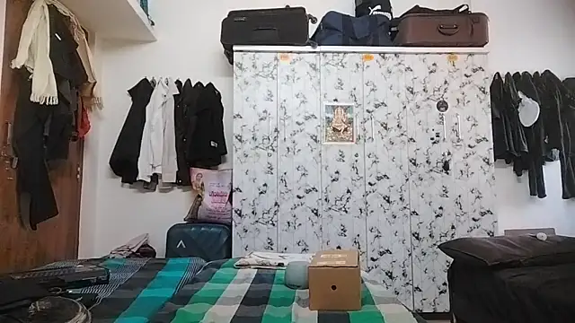 Rahulisagoodguy online show from 12/21/25, 10:33