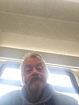 Fonse1860 online show from 04/15/26, 08:32