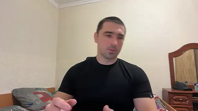 Snapshot of Hard_to_Obey chatting on 01/09/26, 05:26 Hard to Obey online show from 01/09/26, 05:26