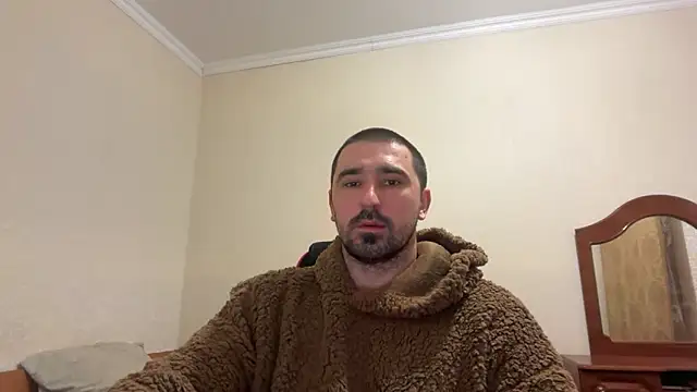 Snapshot of Hard_to_Obey chatting on 02/02/26, 06:28 Hard to Obey online show from 02/02/26, 06:28