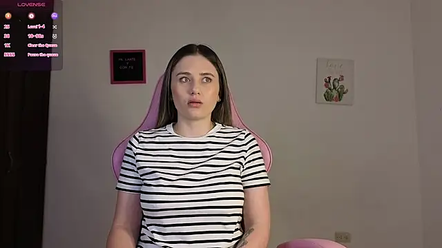 Veronika  Winslow  online show from 12/02/25, 06:08