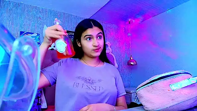 laurenelove online show from 11/28/25, 03:31