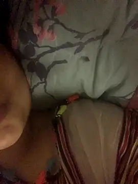 Snapshot of Roubi99six chatting on 11/24/25, 03:06 Roubi99six online show from 11/24/25, 03:06