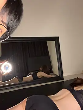 Snapshot of fantasy_JP chatting on 10/01/25, 01:06 fantasy JP online show from 10/01/25, 01:06