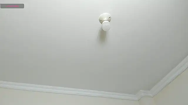 kiraGeiner online show from 11/04/25, 02:10