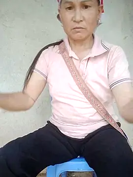 Snapshot of phlin1 chatting on 05/22/26, 03:13 phlin1 online show from 05/22/26, 03:13