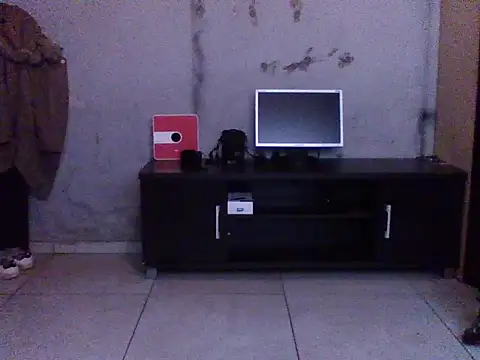 Snapshot of liamer25 chatting on 09/29/25, 02:44 liamer25 online show from 09/29/25, 02:44