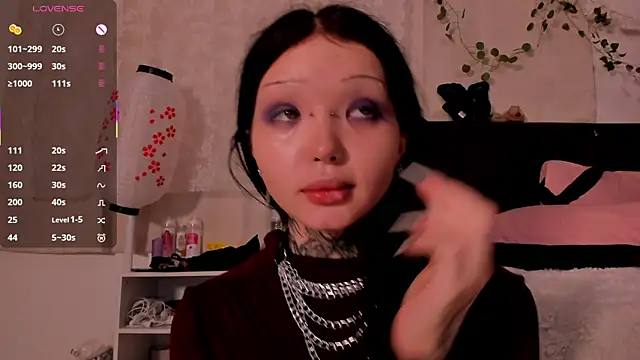 Snapshot of Lein_Bone chatting on 10/02/25, 04:47 Lein Bone online show from 10/02/25, 04:47