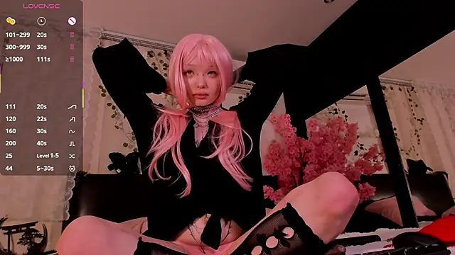 Snapshot of Lein_Bone chatting on 10/04/25, 05:11 Lein Bone online show from 10/04/25, 05:11