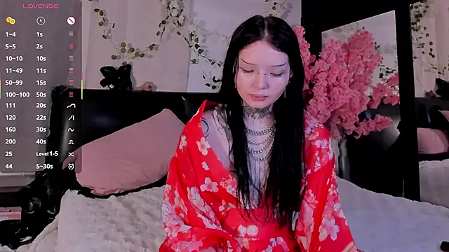 Snapshot of Lein_Bone chatting on 10/16/25, 12:22 Lein Bone online show from 10/16/25, 12:22