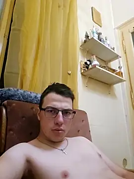 Snapshot of kristaly791 chatting on 09/19/25, 10:54 kristaly791 online show from 09/19/25, 10:54