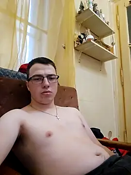 Snapshot of kristaly791 chatting on 11/02/25, 10:06 kristaly791 online show from 11/02/25, 10:06