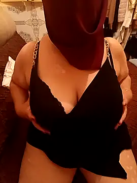 mayakhalyfaa online show from 09/24/25, 10:57