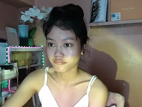 skinny gracie online show from 10/19/25, 03:29