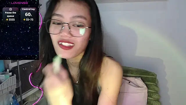 skinny gracie online show from 03/21/26, 08:41