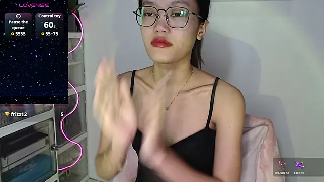 skinny gracie online show from 04/07/26, 10:09