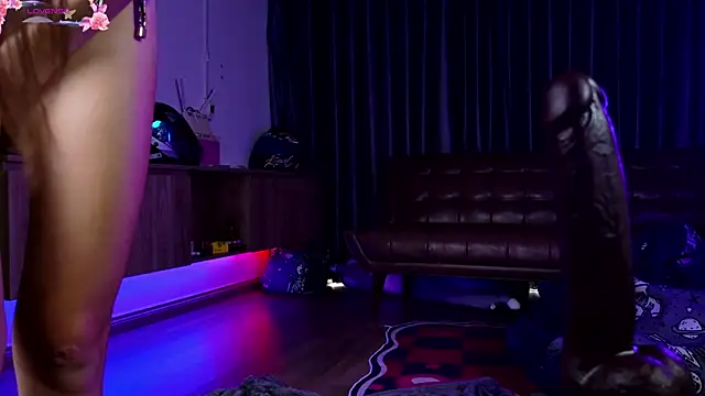 laxyflaxyy online show from 12/04/25, 01:59