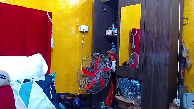 Candycrush2555 online show from 11/24/25, 08:08