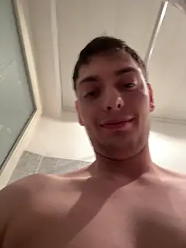 Hotdatev9 online show from 04/19/26, 07:49