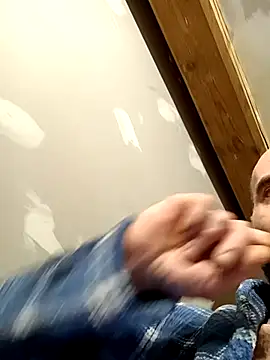 Snapshot of KissMeAss9387 chatting on 10/29/25, 10:33 KissMeAss9387 online show from 10/29/25, 10:33