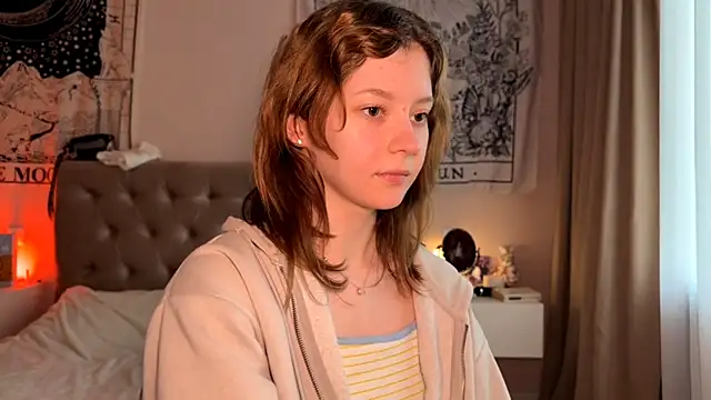 IrisPurrphy online show from 11/01/25, 01:35