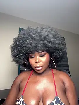 WomanNextdoor1 online show from 02/01/26, 04:33