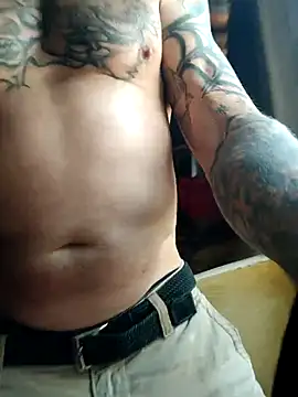 ShawnandDani7074 online show from 03/26/26, 04:56