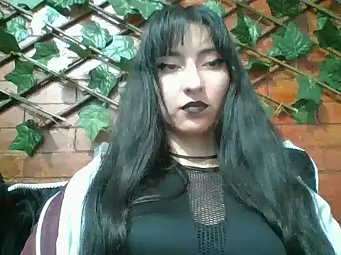 Snapshot of a_miss chatting on 09/20/25, 12:44 a miss online show from 09/20/25, 12:44