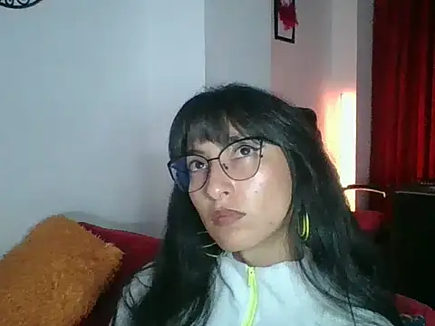 Snapshot of a_miss chatting on 09/23/25, 10:35 a miss online show from 09/23/25, 10:35