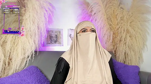 yasmin elite online show from 09/18/25, 09:00