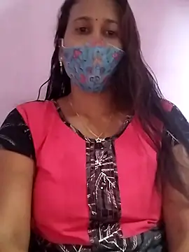 Snapshot of Tamil_Amul chatting on 11/24/25, 01:44 Tamil Amul online show from 11/24/25, 01:44