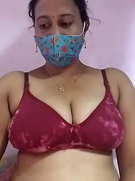 Snapshot of Tamil_Amul chatting on 11/25/25, 04:29 Tamil Amul online show from 11/25/25, 04:29