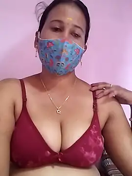 Snapshot of Tamil_Amul chatting on 11/26/25, 04:46 Tamil Amul online show from 11/26/25, 04:46