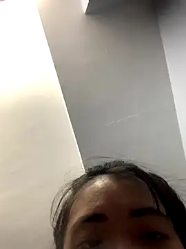 Snapshot of Minee1202 chatting on 09/09/25, 05:29 Minee1202 online show from 09/09/25, 05:29