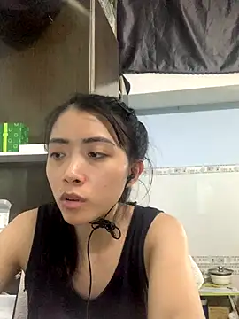 Snapshot of Minee1202 chatting on 09/30/25, 04:50 Minee1202 online show from 09/30/25, 04:50