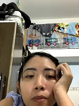 Snapshot of Minee1202 chatting on 10/12/25, 09:52 Minee1202 online show from 10/12/25, 09:52