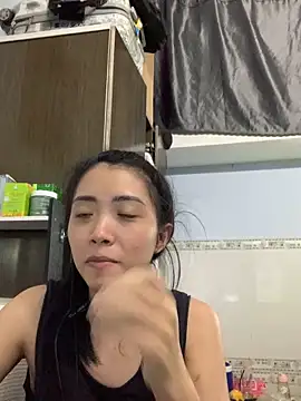 Snapshot of Minee1202 chatting on 10/26/25, 06:08 Minee1202 online show from 10/26/25, 06:08