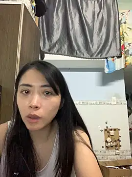 Snapshot of Minee1202 chatting on 11/01/25, 01:18 Minee1202 online show from 11/01/25, 01:18