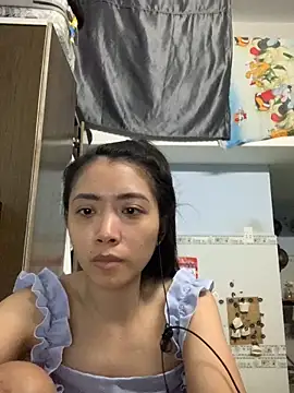 Snapshot of Minee1202 chatting on 11/02/25, 01:19 Minee1202 online show from 11/02/25, 01:19