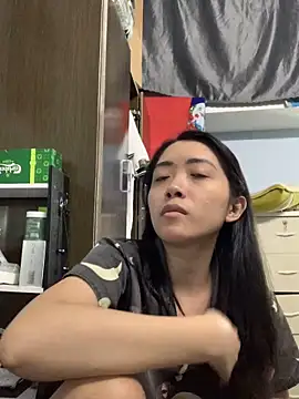 Snapshot of Minee1202 chatting on 11/06/25, 04:41 Minee1202 online show from 11/06/25, 04:41