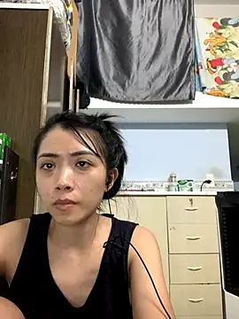 Snapshot of Minee1202 chatting on 11/18/25, 06:51 Minee1202 online show from 11/18/25, 06:51