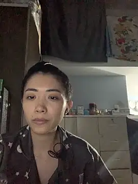 Snapshot of Minee1202 chatting on 11/30/25, 07:01 Minee1202 online show from 11/30/25, 07:01