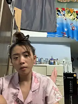 Minee1202 online show from 04/24/26, 12:57