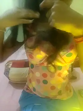 Snapshot of Snaya-baby chatting on 09/12/25, 10:37 Snaya-baby online show from 09/12/25, 10:37