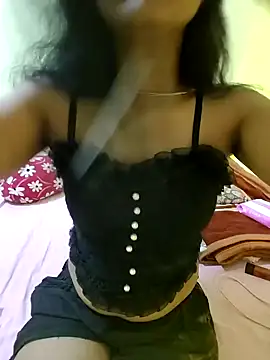 Snapshot of Snaya-baby chatting on 09/23/25, 02:53 Snaya-baby online show from 09/23/25, 02:53